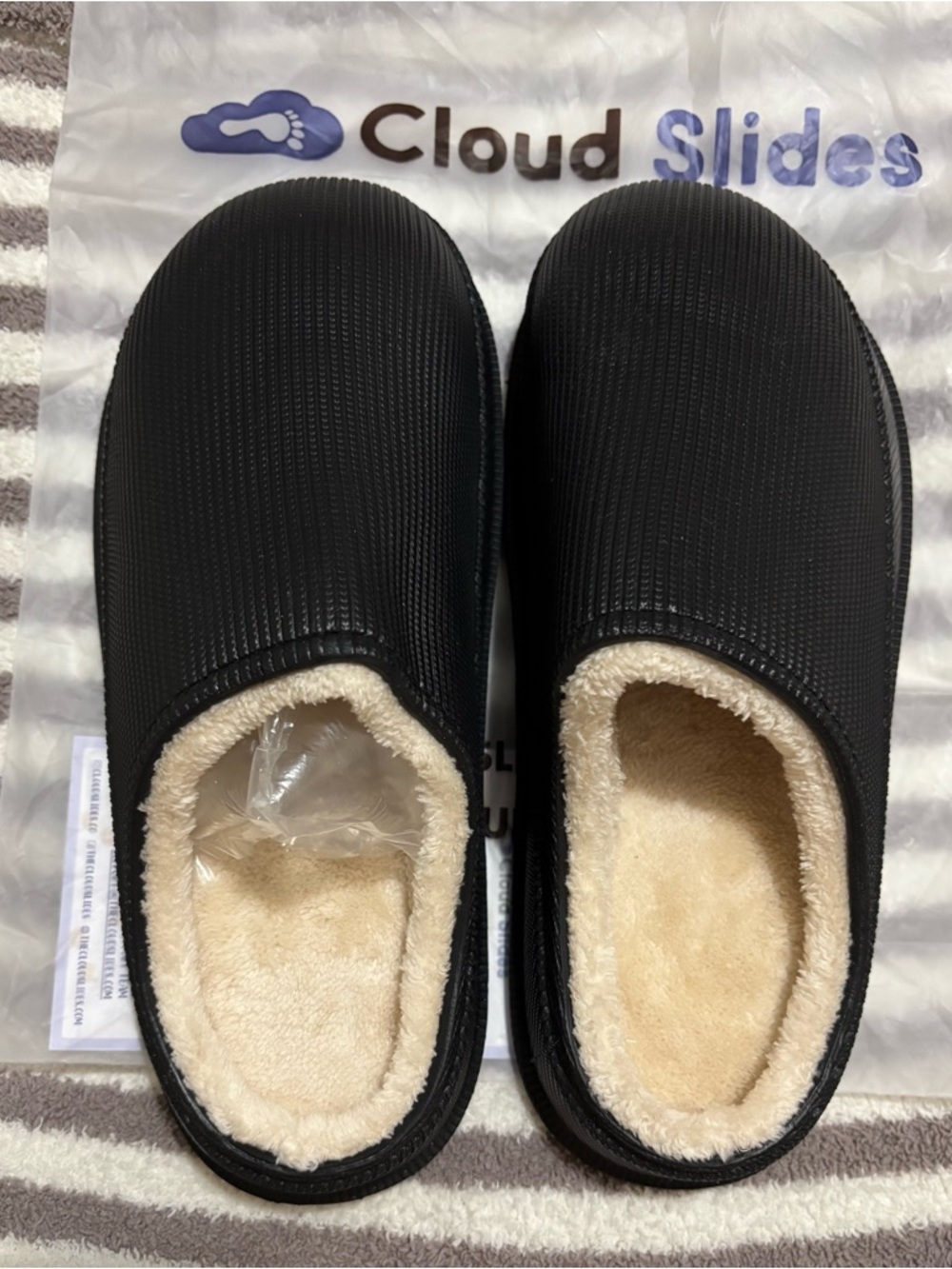NWT Cloud Slides Black with Faux Fur-Lined Slip-On Clogs Sz. 40/41 W=9 M=7